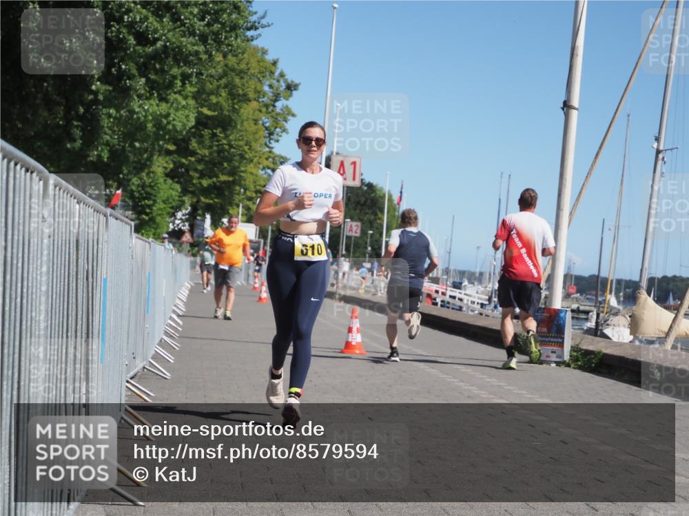 17.08.2025 - KN Förde Triathlon 2025 KatJ http://msf.ph/oto/8579594 17.08.2025 12:16:11 Laufen 606, 610 meine-sportfotos.de