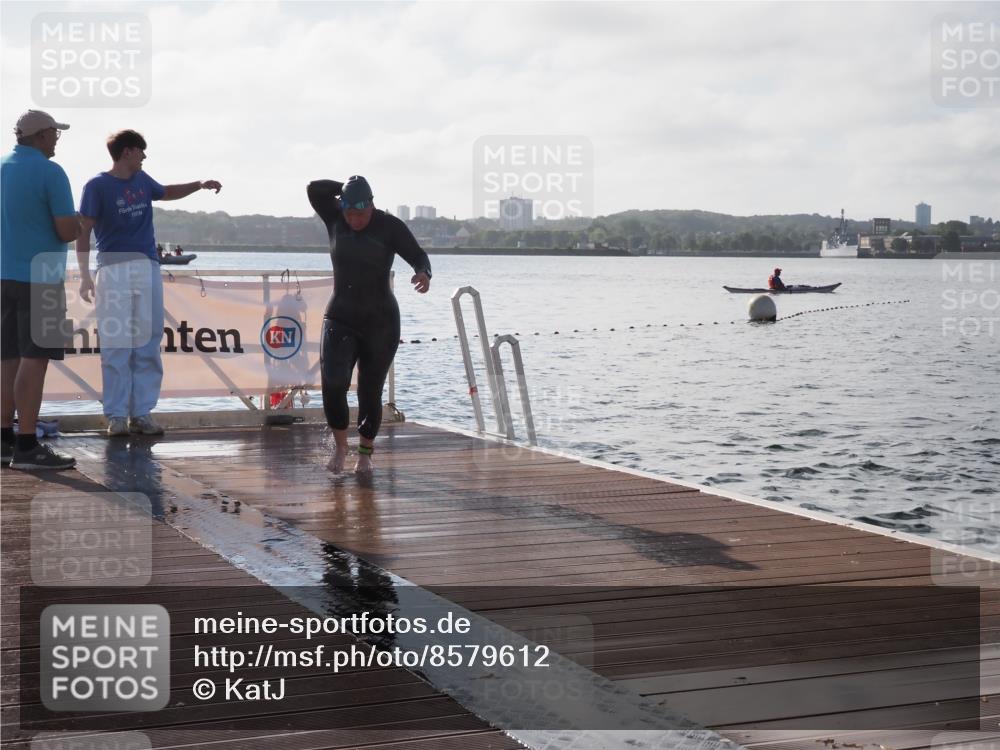 17.08.2025 - KN Förde Triathlon 2025 KatJ http://msf.ph/oto/8579612 17.08.2025 09:20:59 Schwimmen 200, 205, 216, 223, 197, 200, 205, 216, 223 meine-sportfotos.de