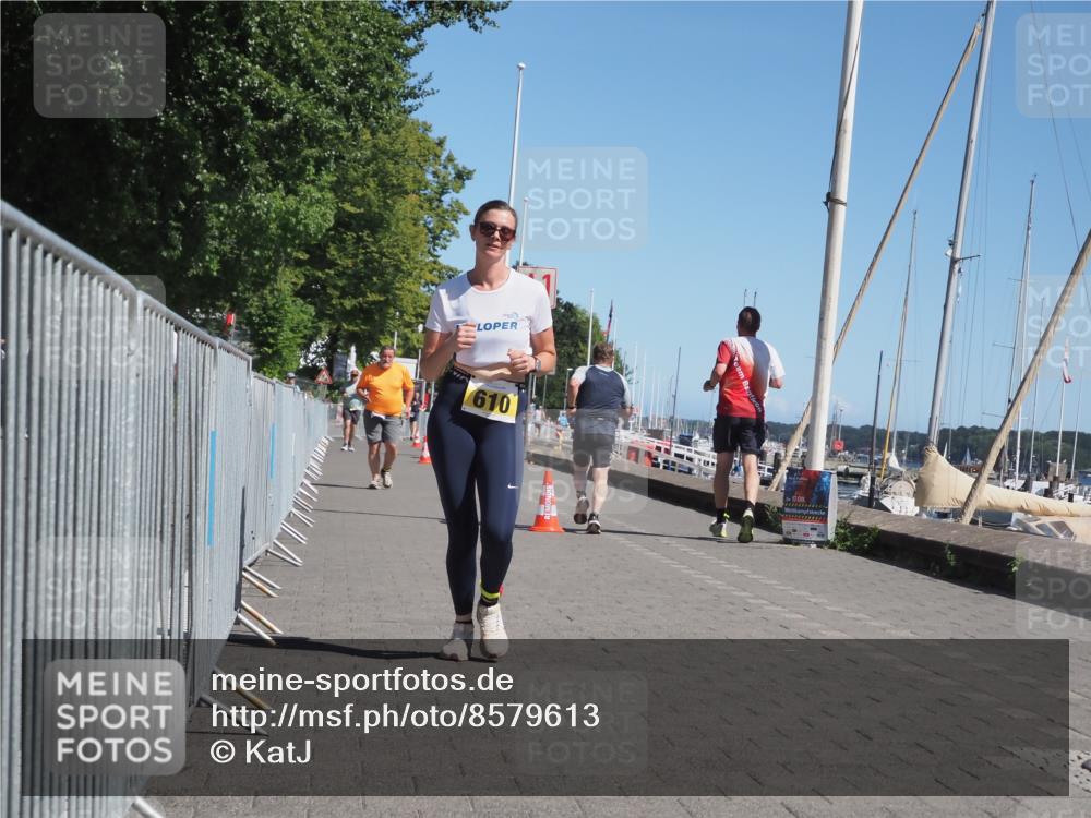 17.08.2025 - KN Förde Triathlon 2025 KatJ http://msf.ph/oto/8579613 17.08.2025 12:16:12 Laufen 606, 610 meine-sportfotos.de