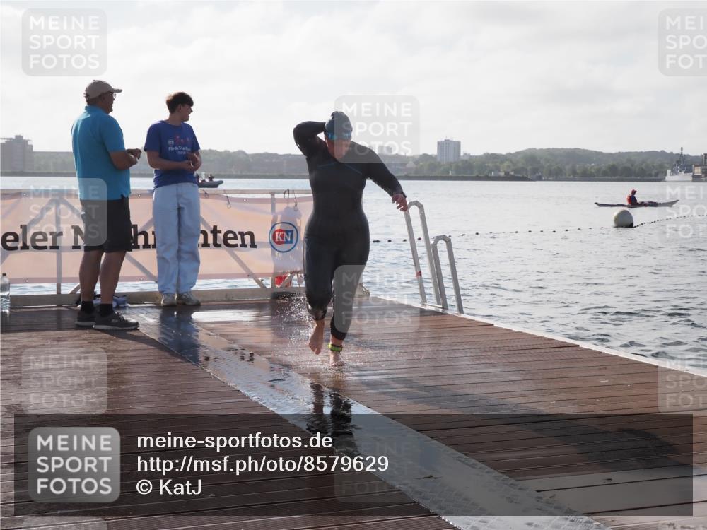 17.08.2025 - KN Förde Triathlon 2025 KatJ http://msf.ph/oto/8579629 17.08.2025 09:21:00 Schwimmen 200, 205, 216, 223, 197, 200, 205, 216, 223 meine-sportfotos.de