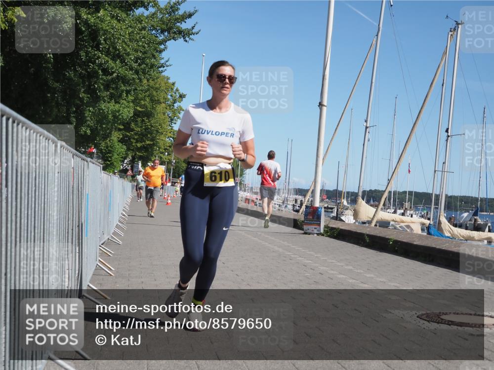 17.08.2025 - KN Förde Triathlon 2025 KatJ http://msf.ph/oto/8579650 17.08.2025 12:16:13 Laufen 606, 610 meine-sportfotos.de