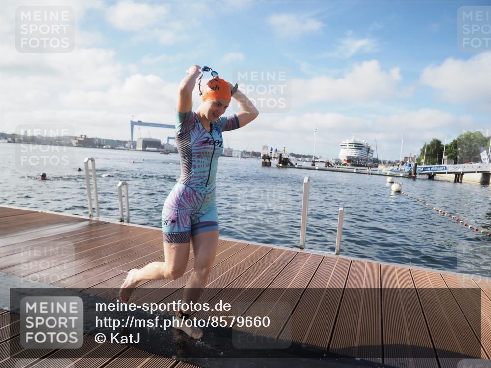 17.08.2025 - KN Förde Triathlon 2025 KatJ http://msf.ph/oto/8579660 17.08.2025 09:21:03 Schwimmen 200, 216, 223, 197, 200, 205, 216, 223 meine-sportfotos.de
