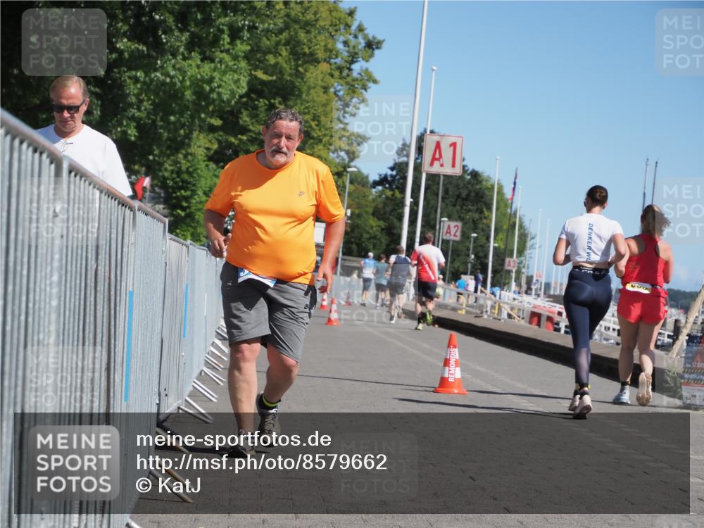 17.08.2025 - KN Förde Triathlon 2025 KatJ http://msf.ph/oto/8579662 17.08.2025 12:16:21 Laufen 363 meine-sportfotos.de