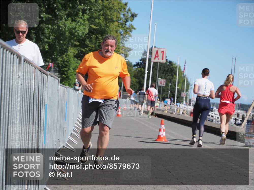 17.08.2025 - KN Förde Triathlon 2025 KatJ http://msf.ph/oto/8579673 17.08.2025 12:16:21 Laufen 363 meine-sportfotos.de