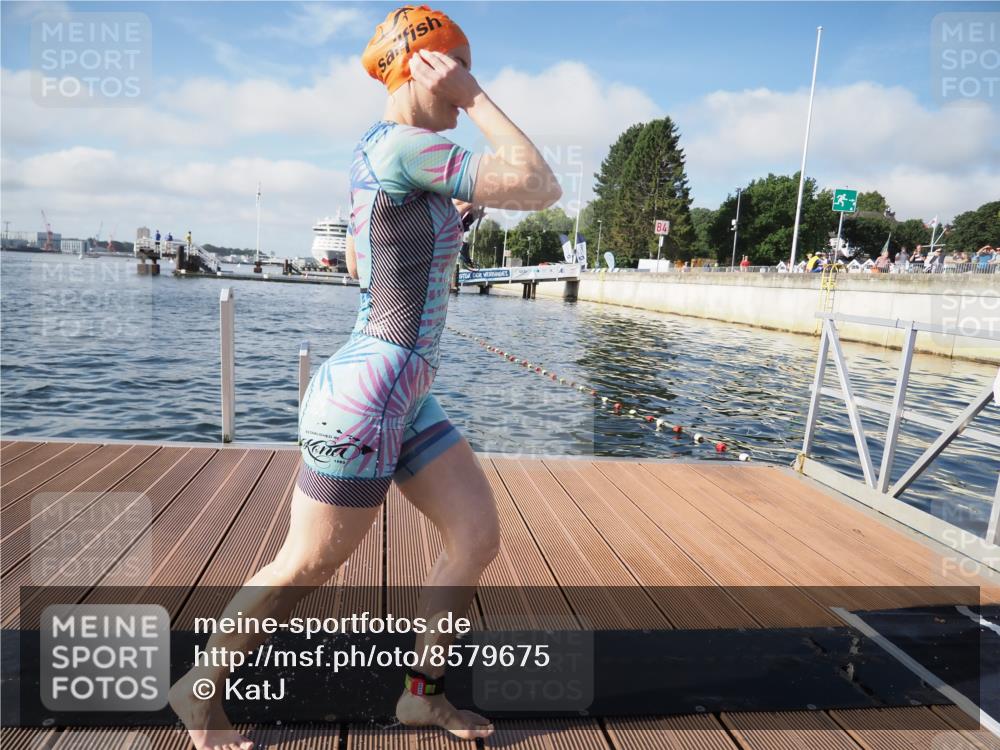 17.08.2025 - KN Förde Triathlon 2025 KatJ http://msf.ph/oto/8579675 17.08.2025 09:21:03 Schwimmen 200, 216, 223, 197, 200, 205, 216, 223 meine-sportfotos.de
