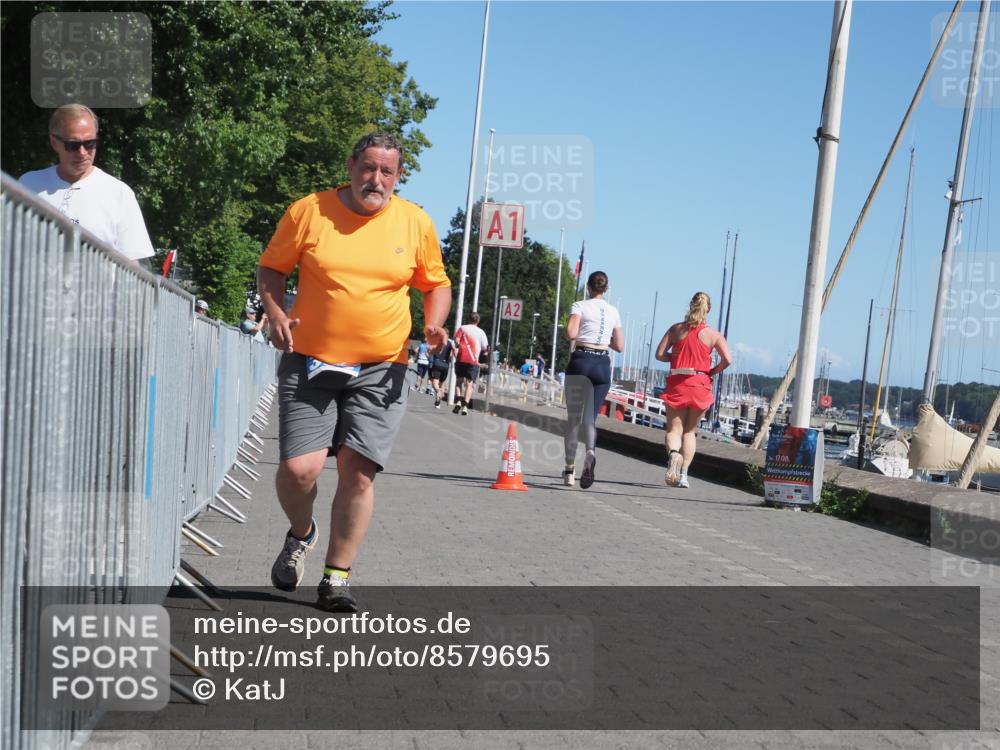 17.08.2025 - KN Förde Triathlon 2025 KatJ http://msf.ph/oto/8579695 17.08.2025 12:16:22 Laufen 363 meine-sportfotos.de