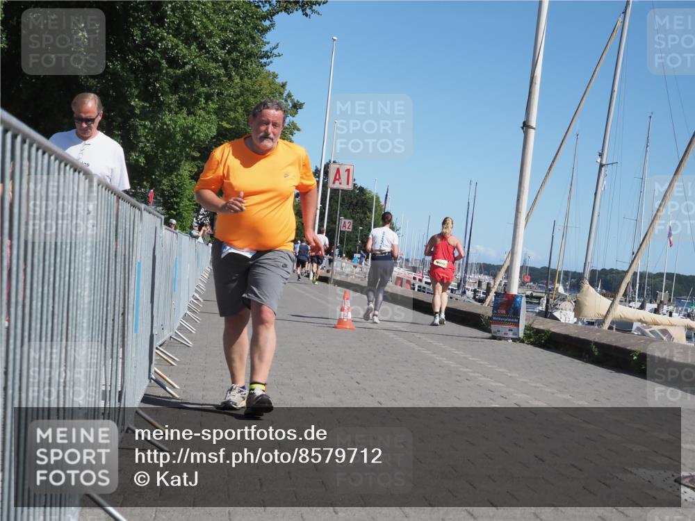 17.08.2025 - KN Förde Triathlon 2025 KatJ http://msf.ph/oto/8579712 17.08.2025 12:16:23 Laufen 363 meine-sportfotos.de
