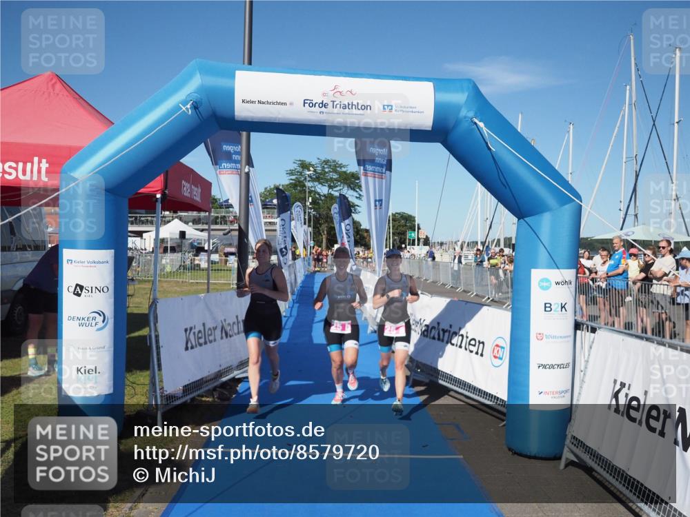 17.08.2025 - KN Förde Triathlon 2025 MichiJ http://msf.ph/oto/8579720 17.08.2025 16:20:14 Laufen 25 meine-sportfotos.de