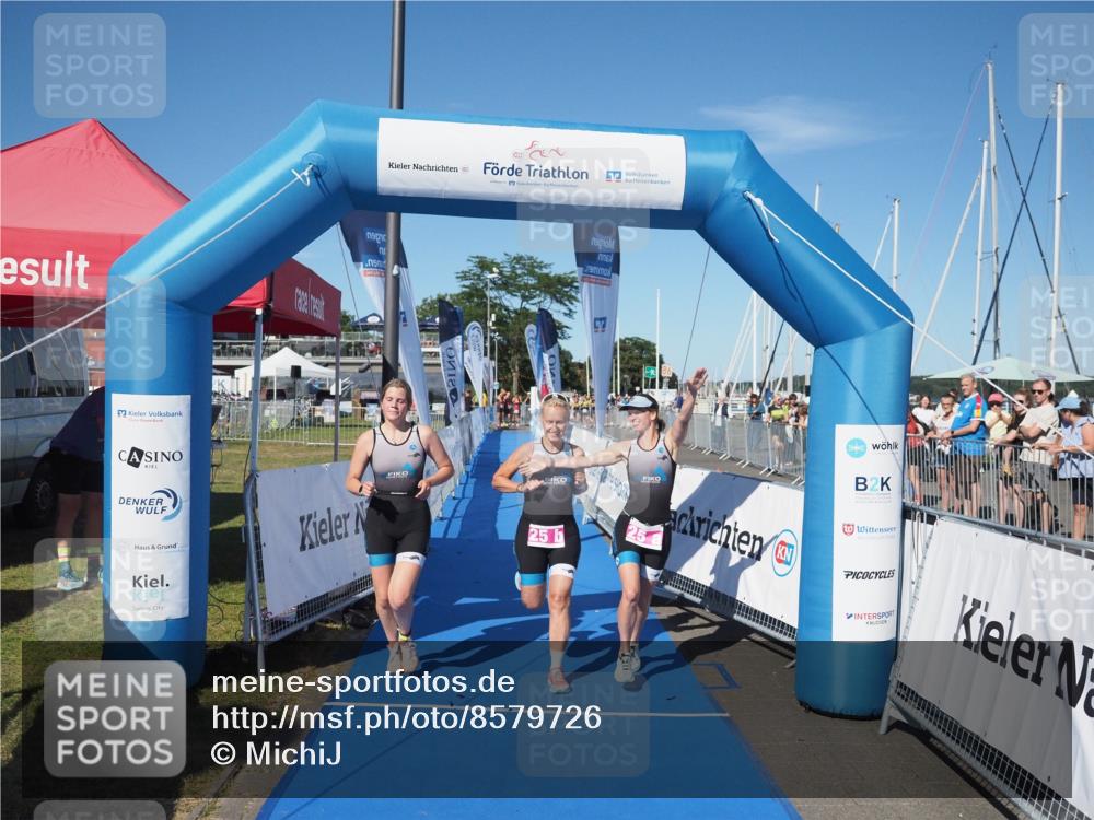 17.08.2025 - KN Förde Triathlon 2025 MichiJ http://msf.ph/oto/8579726 17.08.2025 16:20:14 Laufen 25 meine-sportfotos.de