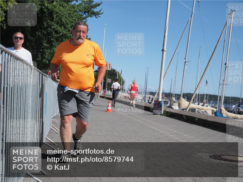 17.08.2025 - KN Förde Triathlon 2025 KatJ http://msf.ph/oto/8579744 17.08.2025 12:16:24 Laufen 363, 613 meine-sportfotos.de