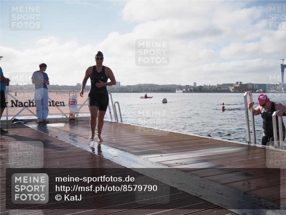 17.08.2025 - KN Förde Triathlon 2025 KatJ http://msf.ph/oto/8579790 17.08.2025 09:21:25 Schwimmen 171, 194, 201, 230, 171, 194, 201, 230 meine-sportfotos.de