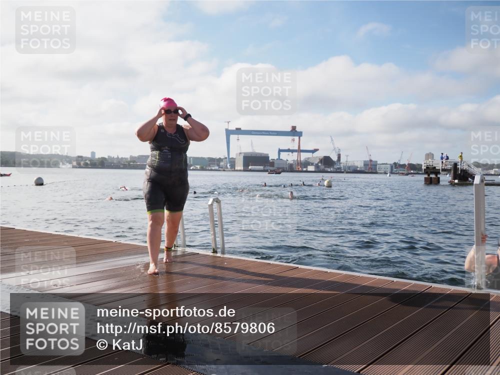 17.08.2025 - KN Förde Triathlon 2025 KatJ http://msf.ph/oto/8579806 17.08.2025 09:21:28 Schwimmen 171, 194, 201, 230, 171, 194, 201, 230 meine-sportfotos.de