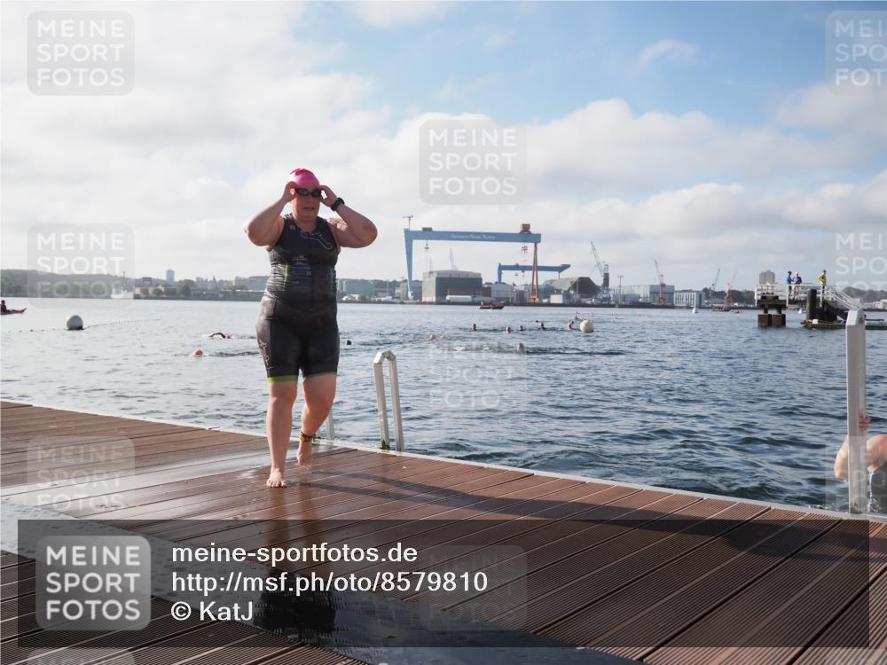 17.08.2025 - KN Förde Triathlon 2025 KatJ http://msf.ph/oto/8579810 17.08.2025 09:21:28 Schwimmen 171, 194, 201, 230, 171, 194, 201, 230 meine-sportfotos.de