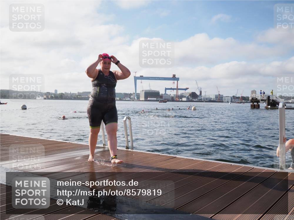17.08.2025 - KN Förde Triathlon 2025 KatJ http://msf.ph/oto/8579819 17.08.2025 09:21:28 Schwimmen 171, 194, 201, 230, 171, 194, 201, 230 meine-sportfotos.de