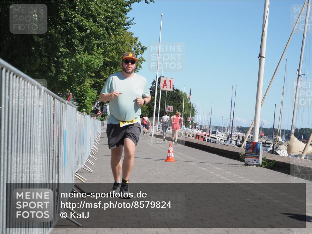 17.08.2025 - KN Förde Triathlon 2025 KatJ http://msf.ph/oto/8579824 17.08.2025 12:16:31 Laufen 356, 613 meine-sportfotos.de