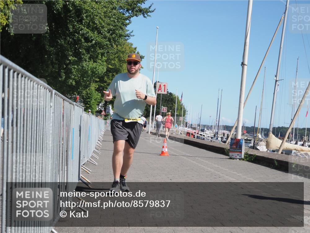 17.08.2025 - KN Förde Triathlon 2025 KatJ http://msf.ph/oto/8579837 17.08.2025 12:16:31 Laufen 356, 613 meine-sportfotos.de