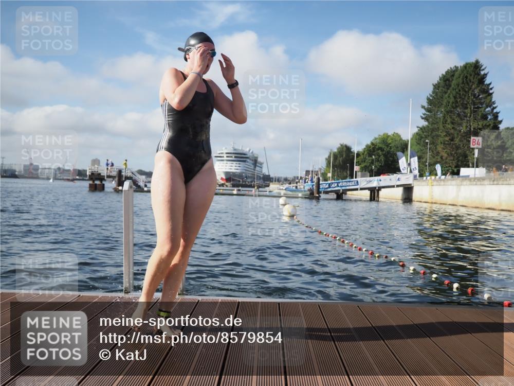 17.08.2025 - KN Förde Triathlon 2025 KatJ http://msf.ph/oto/8579854 17.08.2025 09:21:32 Schwimmen 194, 201, 230, 171, 194, 201, 230 meine-sportfotos.de