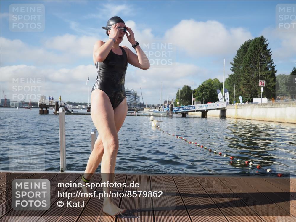17.08.2025 - KN Förde Triathlon 2025 KatJ http://msf.ph/oto/8579862 17.08.2025 09:21:32 Schwimmen 194, 201, 230, 171, 194, 201, 230 meine-sportfotos.de