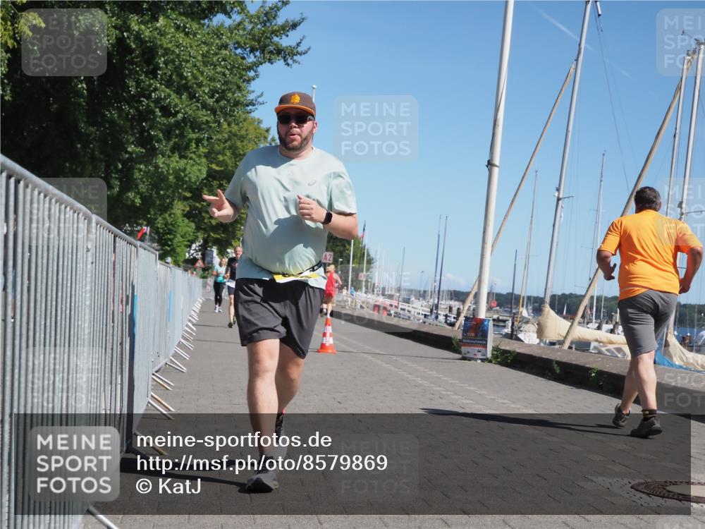 17.08.2025 - KN Förde Triathlon 2025 KatJ http://msf.ph/oto/8579869 17.08.2025 12:16:32 Laufen 356, 613 meine-sportfotos.de