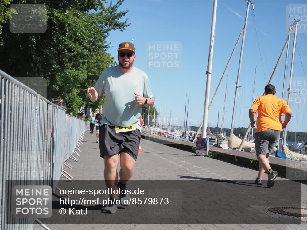 17.08.2025 - KN Förde Triathlon 2025 KatJ http://msf.ph/oto/8579873 17.08.2025 12:16:32 Laufen 356, 613 meine-sportfotos.de
