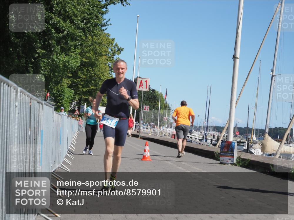 17.08.2025 - KN Förde Triathlon 2025 KatJ http://msf.ph/oto/8579901 17.08.2025 12:16:39 Laufen 356, 627 meine-sportfotos.de