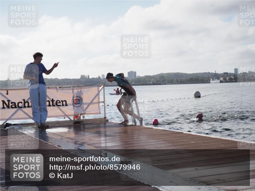 17.08.2025 - KN Förde Triathlon 2025 KatJ http://msf.ph/oto/8579946 17.08.2025 09:21:53 Schwimmen 210, 212, 215, 242, 244, 212, 215, 242, 244 meine-sportfotos.de