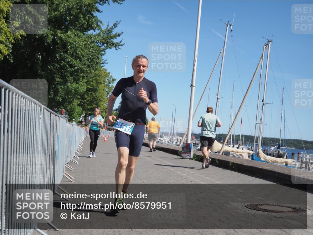17.08.2025 - KN Förde Triathlon 2025 KatJ http://msf.ph/oto/8579951 17.08.2025 12:16:40 Laufen 356, 627 meine-sportfotos.de