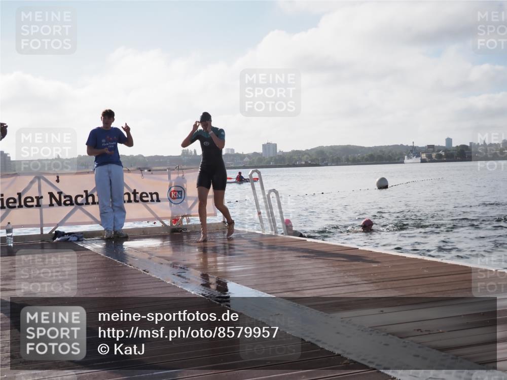 17.08.2025 - KN Förde Triathlon 2025 KatJ http://msf.ph/oto/8579957 17.08.2025 09:21:54 Schwimmen 210, 212, 215, 242, 244, 212, 215, 242, 244 meine-sportfotos.de