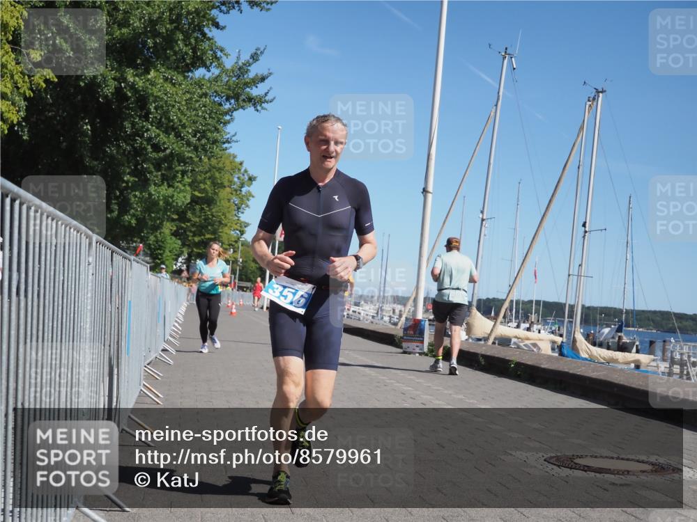 17.08.2025 - KN Förde Triathlon 2025 KatJ http://msf.ph/oto/8579961 17.08.2025 12:16:41 Laufen 356, 627 meine-sportfotos.de
