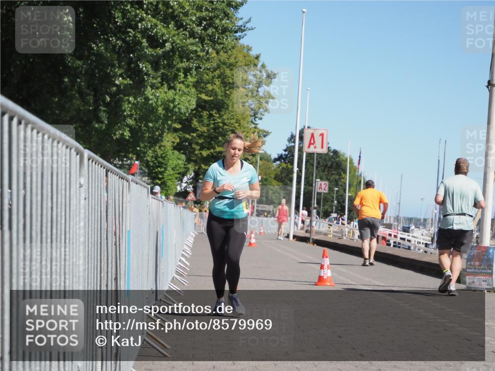 17.08.2025 - KN Förde Triathlon 2025 KatJ http://msf.ph/oto/8579969 17.08.2025 12:16:42 Laufen 356, 627 meine-sportfotos.de
