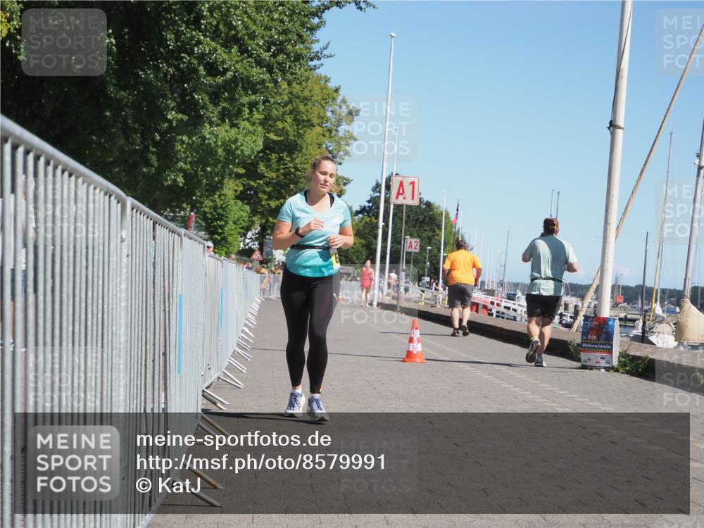 17.08.2025 - KN Förde Triathlon 2025 KatJ http://msf.ph/oto/8579991 17.08.2025 12:16:43 Laufen 356, 627 meine-sportfotos.de