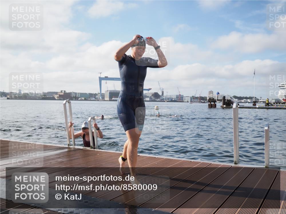 17.08.2025 - KN Förde Triathlon 2025 KatJ http://msf.ph/oto/8580009 17.08.2025 09:21:57 Schwimmen 210, 212, 215, 242, 210, 212, 215, 242, 244 meine-sportfotos.de