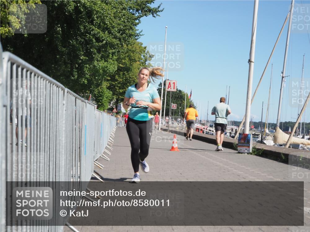 17.08.2025 - KN Förde Triathlon 2025 KatJ http://msf.ph/oto/8580011 17.08.2025 12:16:43 Laufen 356, 627 meine-sportfotos.de