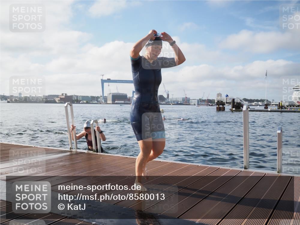 17.08.2025 - KN Förde Triathlon 2025 KatJ http://msf.ph/oto/8580013 17.08.2025 09:21:57 Schwimmen 210, 212, 215, 242, 210, 212, 215, 242, 244 meine-sportfotos.de