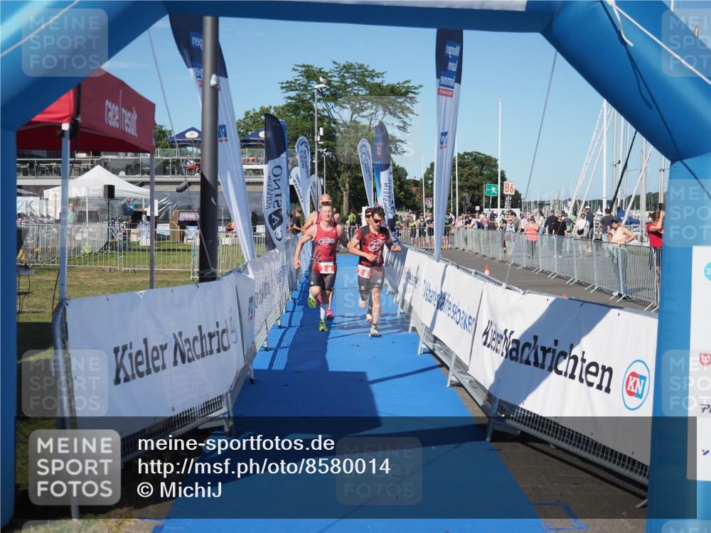 17.08.2025 - KN Förde Triathlon 2025 MichiJ http://msf.ph/oto/8580014 17.08.2025 16:21:26 Laufen 2 meine-sportfotos.de
