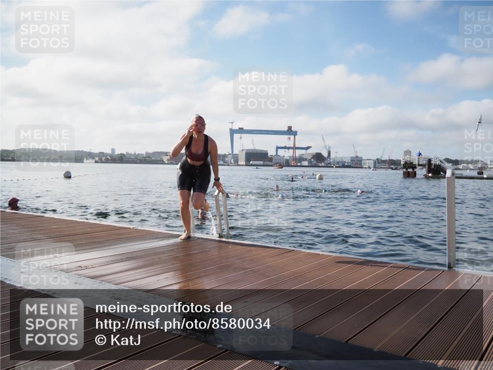 17.08.2025 - KN Förde Triathlon 2025 KatJ http://msf.ph/oto/8580034 17.08.2025 09:22:00 Schwimmen 210, 212, 213, 215, 224, 242, 210, 212, 215, 242, 244 meine-sportfotos.de