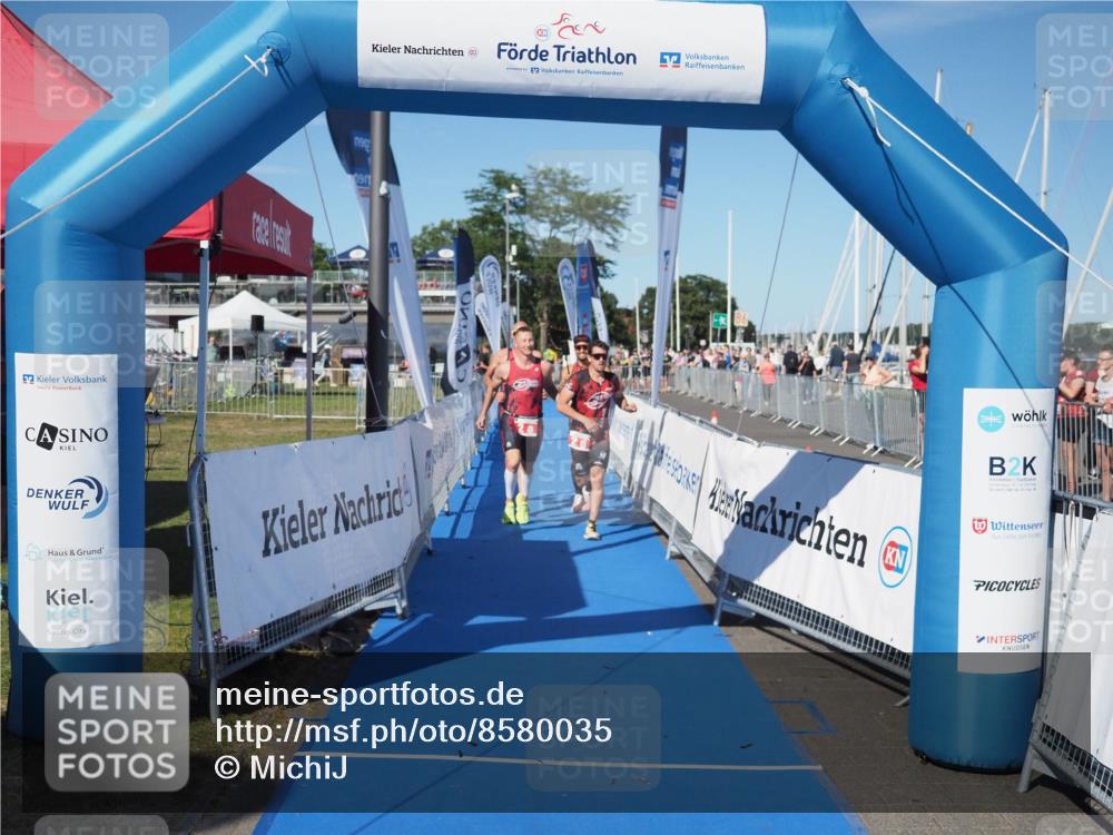 17.08.2025 - KN Förde Triathlon 2025 MichiJ http://msf.ph/oto/8580035 17.08.2025 16:21:27 Laufen 2 meine-sportfotos.de