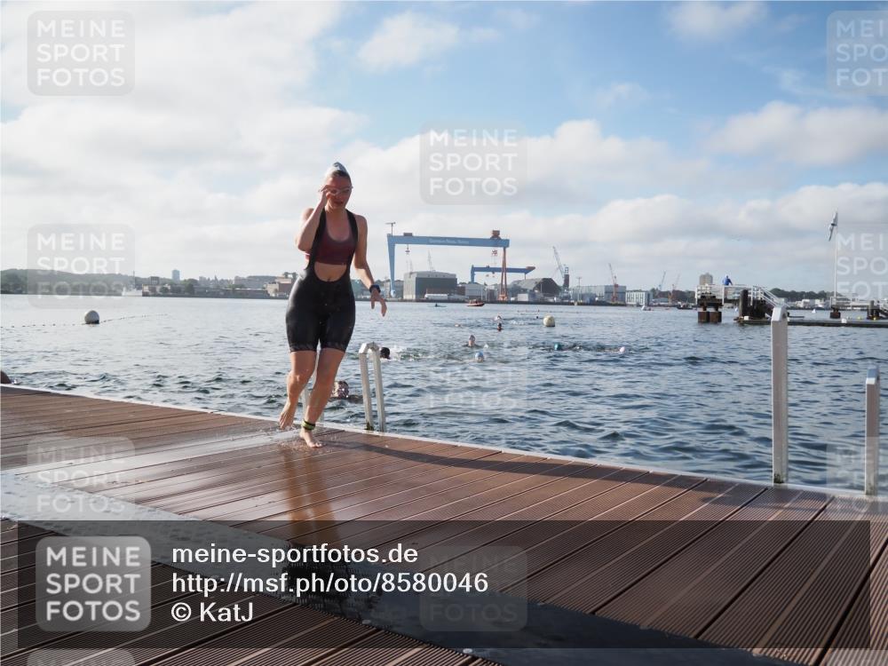 17.08.2025 - KN Förde Triathlon 2025 KatJ http://msf.ph/oto/8580046 17.08.2025 09:22:00 Schwimmen 210, 212, 213, 215, 224, 242, 210, 212, 215, 242, 244 meine-sportfotos.de