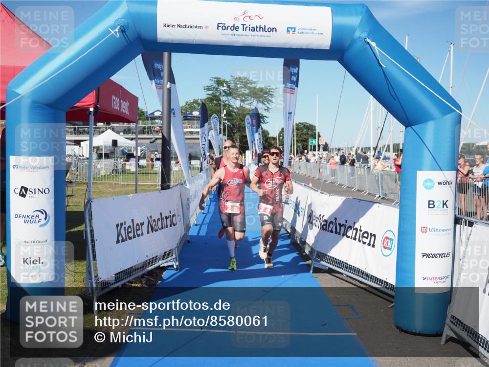17.08.2025 - KN Förde Triathlon 2025 MichiJ http://msf.ph/oto/8580061 17.08.2025 16:21:27 Laufen 2 meine-sportfotos.de