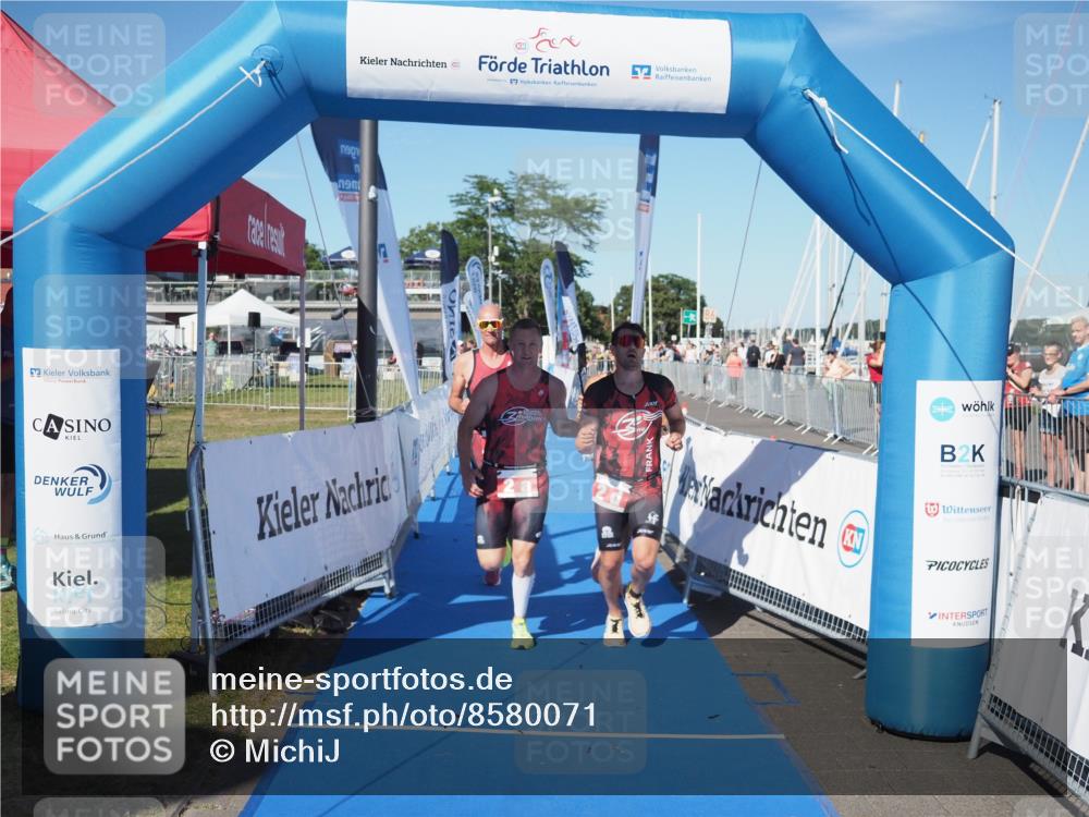 17.08.2025 - KN Förde Triathlon 2025 MichiJ http://msf.ph/oto/8580071 17.08.2025 16:21:28 Laufen 2 meine-sportfotos.de