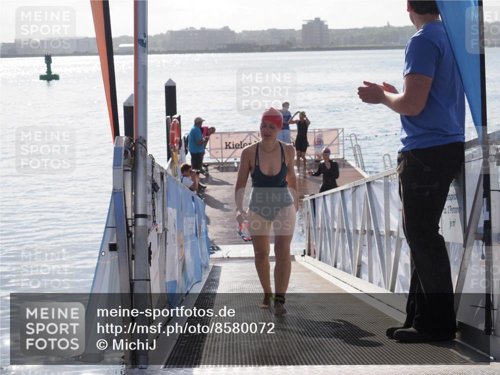 17.08.2025 - KN Förde Triathlon 2025 MichiJ http://msf.ph/oto/8580072 17.08.2025 09:18:02 Schwimmen 161, 167, 180, 182, 175, 182, 189, 254 meine-sportfotos.de