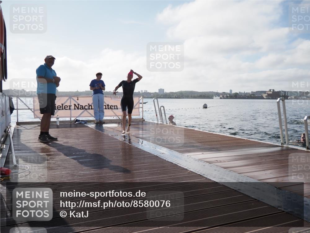 17.08.2025 - KN Förde Triathlon 2025 KatJ http://msf.ph/oto/8580076 17.08.2025 09:22:02 Schwimmen 210, 212, 213, 215, 224, 242, 210, 212, 213, 215, 224, 242 meine-sportfotos.de