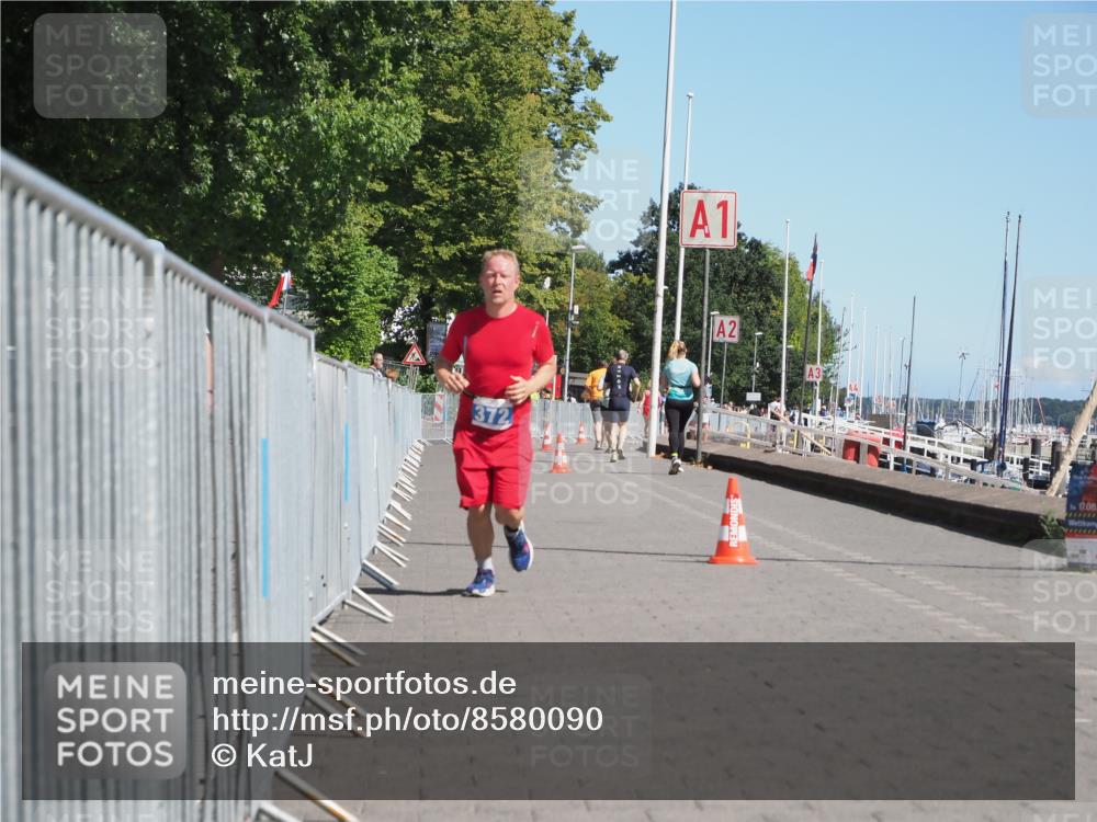 17.08.2025 - KN Förde Triathlon 2025 KatJ http://msf.ph/oto/8580090 17.08.2025 12:17:02 Laufen 372 meine-sportfotos.de