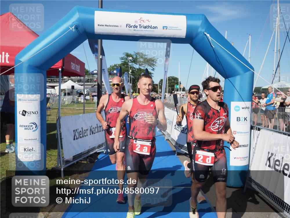 17.08.2025 - KN Förde Triathlon 2025 MichiJ http://msf.ph/oto/8580097 17.08.2025 16:21:29 Laufen 2 meine-sportfotos.de