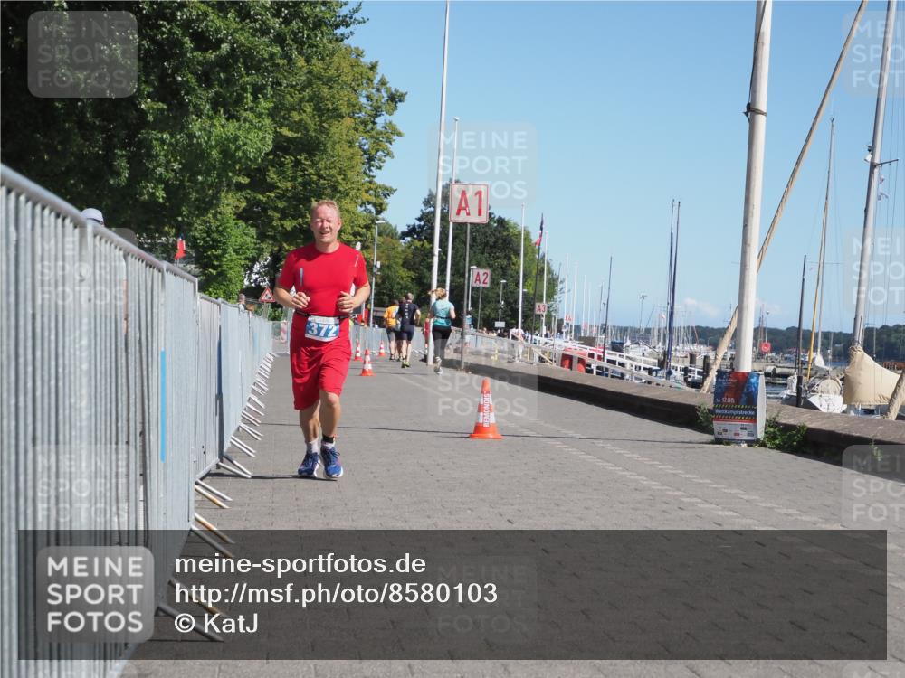 17.08.2025 - KN Förde Triathlon 2025 KatJ http://msf.ph/oto/8580103 17.08.2025 12:17:03 Laufen 372 meine-sportfotos.de