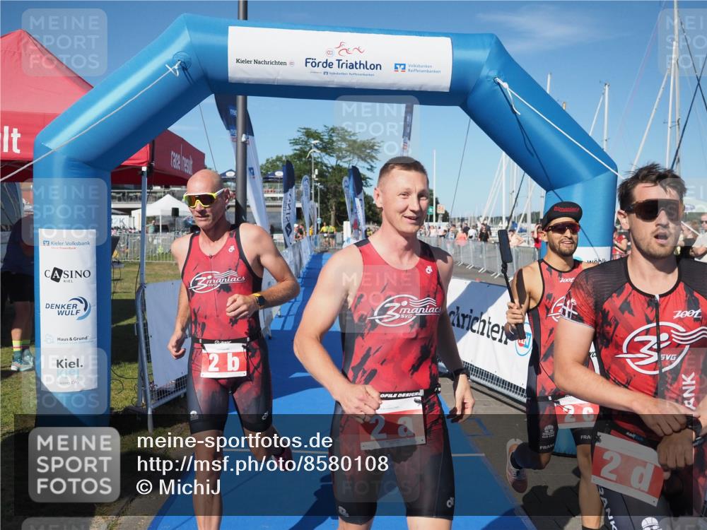 17.08.2025 - KN Förde Triathlon 2025 MichiJ http://msf.ph/oto/8580108 17.08.2025 16:21:29 Laufen 2 meine-sportfotos.de