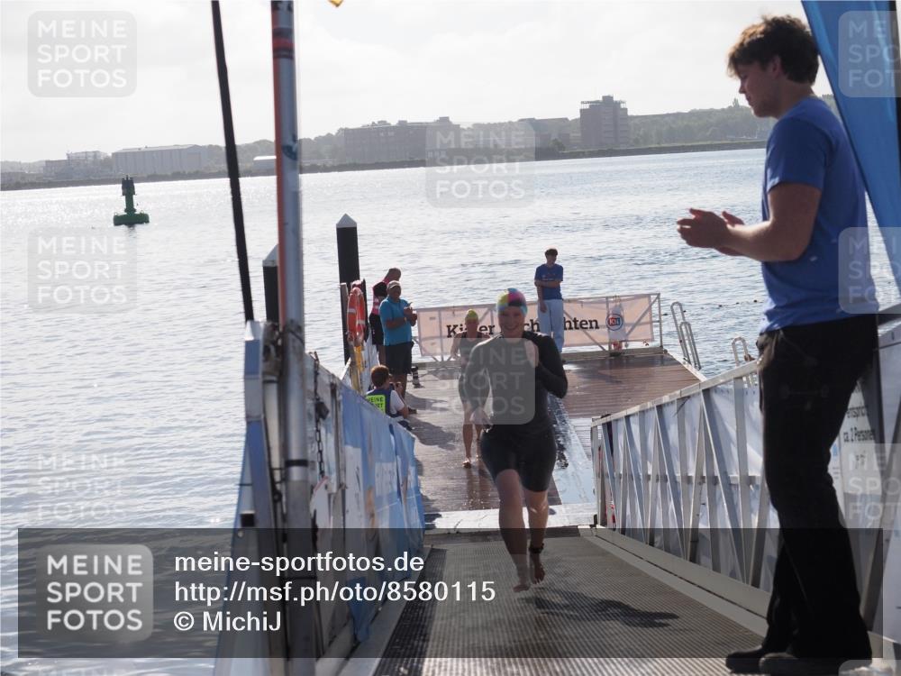 17.08.2025 - KN Förde Triathlon 2025 MichiJ http://msf.ph/oto/8580115 17.08.2025 09:18:06 Schwimmen 161, 175, 180, 182, 175, 189, 254 meine-sportfotos.de