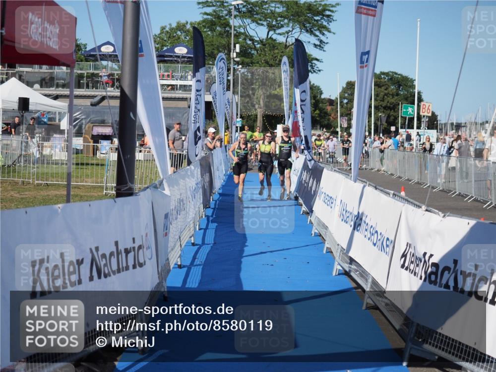 17.08.2025 - KN Förde Triathlon 2025 MichiJ http://msf.ph/oto/8580119 17.08.2025 16:22:04 Laufen 34 meine-sportfotos.de