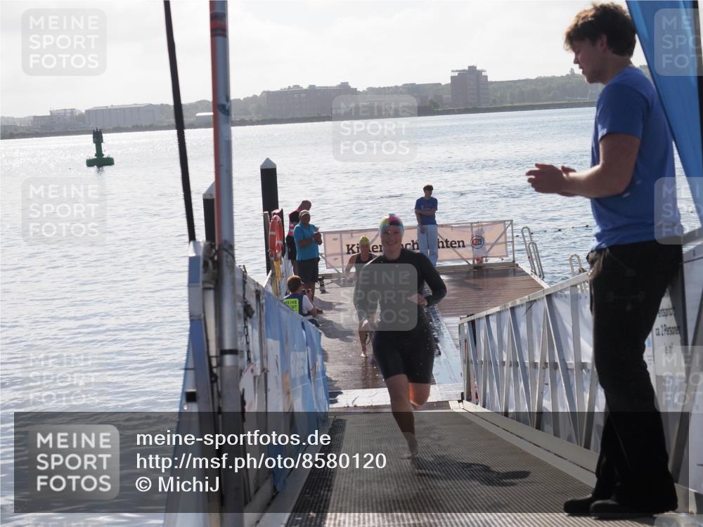 17.08.2025 - KN Förde Triathlon 2025 MichiJ http://msf.ph/oto/8580120 17.08.2025 09:18:06 Schwimmen 161, 175, 180, 182, 175, 189, 254 meine-sportfotos.de