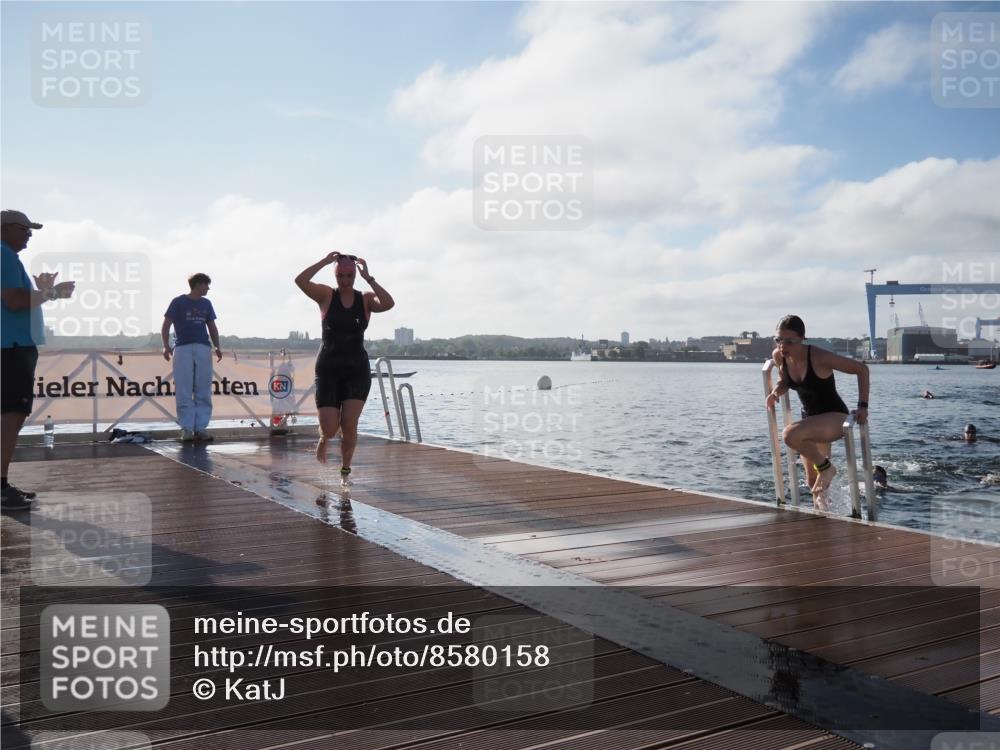 17.08.2025 - KN Förde Triathlon 2025 KatJ http://msf.ph/oto/8580158 17.08.2025 09:22:09 Schwimmen 208, 210, 213, 224, 210, 212, 213, 215, 224, 242 meine-sportfotos.de